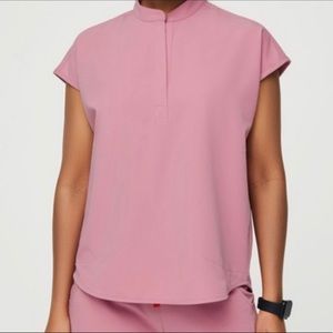 FIGS Rafaela Scrub Top Chalk Pink Size XL